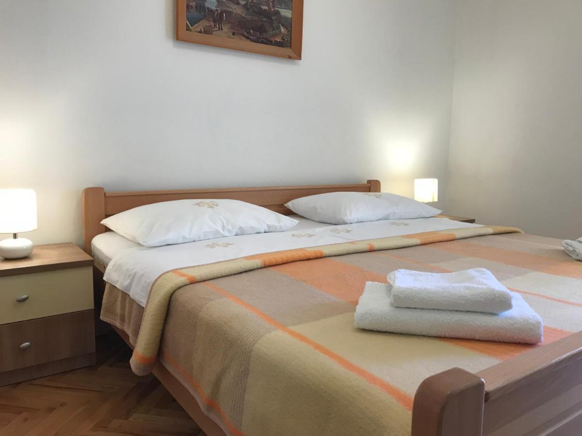 Summer Rooms Baska Bagian luar foto