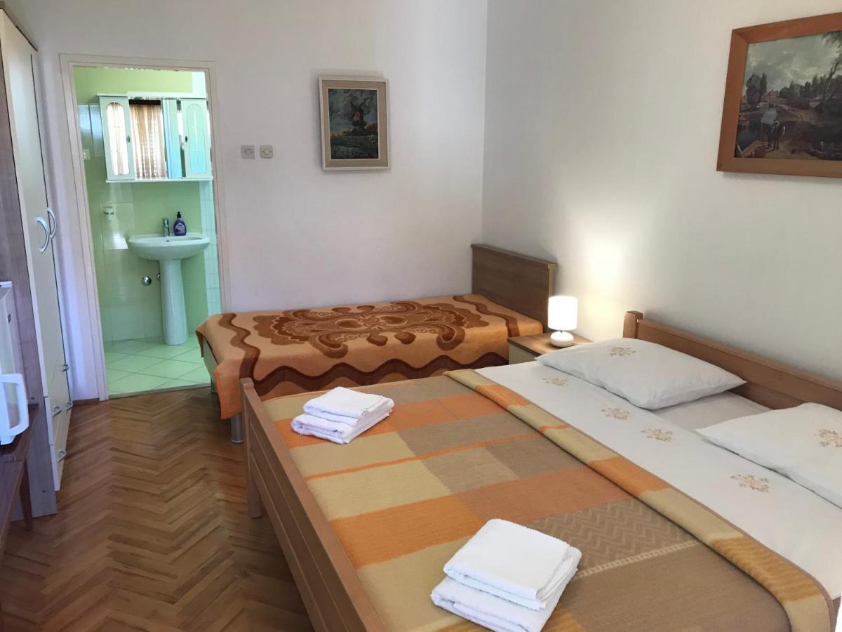 Summer Rooms Baska Bagian luar foto
