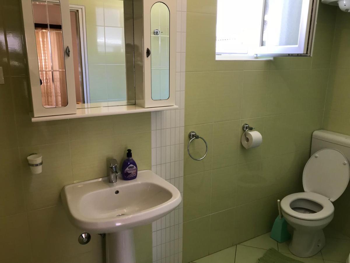 Summer Rooms Baska Bagian luar foto